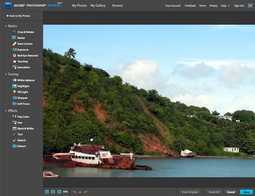 The Photoshop Express image editing screen